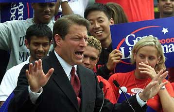 Κερδίζει έδαφος ο Γκορ στις προεδρικές εκλογές – Προετοιμάζει αντεπίθεση ο Μπους