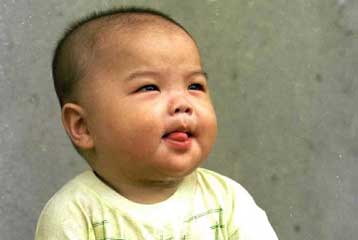 Οι Αρχές της Κίνας θανατώνουν υγιές βρέφος, εφαρμόζοντας την πολιτική του ενός παιδιού