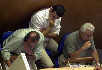 Σημαντικές απώλειες 1,99% στο ΧΑΑ – Κάτω από τις 3.700 ο γενικός δείκτης