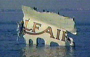 Οι συγγενείς των 143 θυμάτων του Airbus αναγνωρίζουν τα πτώματα στο Μπαχρέιν