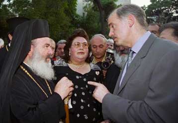 Η επίσκεψη Χριστόδουλου στα Ιεροσόλυμα στο επίκεντρο της συνάντησής του με το Γ.Παπανδρέου