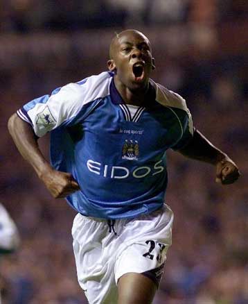 Γεύση νίκης στην premier league για τη Μάντσεστερ Σίτι