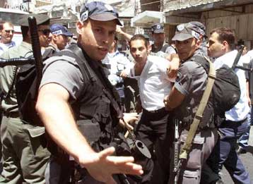 Επεισόδια και συλλήψεις στην ανατολική Ιερουσαλήμ