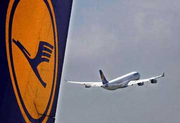 Αυξημένα κέρδη και δημιουργία νέων θέσεων εργασίας προβλέπει η Lufthansa