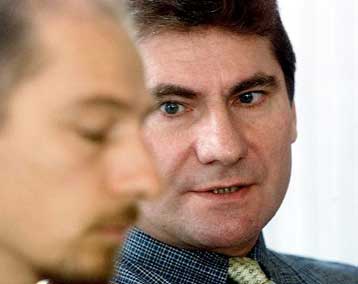 Παραιτήθηκε ο εισαγγελέας της ρωσικής υπόθεσης καθαρά χέρια