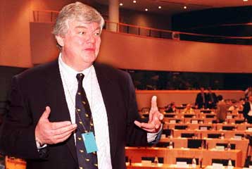 Τα Βαλκάνια πεδίο διαμάχης για Γερμανούς και Γάλλους