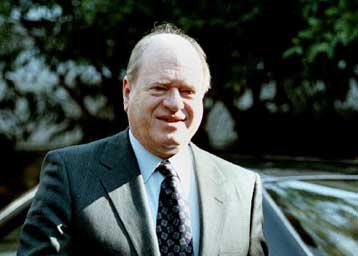 Διαφοροποίηση Αρσένη στο θέμα των Θρησκευτικών και το Κυπριακό