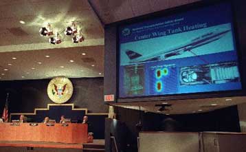 Εκρηξη στη δεξαμενή καυσίμων η αιτία της τραγωδίας στην πτήση 800 της ΤWA