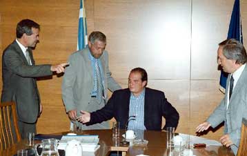 Συσκέψεις Καραμανλή για τις εργασιακές σχέσεις, την παιδεία  και τη δημόσια διοίκηση