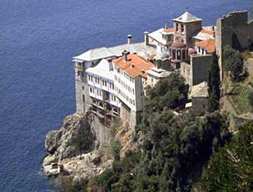 Η έκθεση Οδοιπορικό στο Αγιο Ορος στον Οργανισμό Λιμένος Θεσσαλονίκης