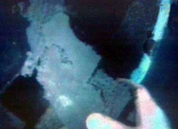 Βρέθηκε ο πρώτος νεκρός στο ρωσικό υποβρύχιο