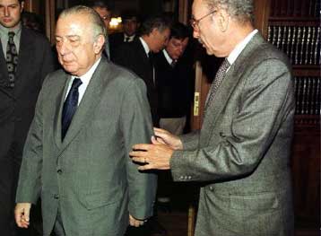 Αγωνιώδης έκκληση Κυπριανού για το Κυπριακό