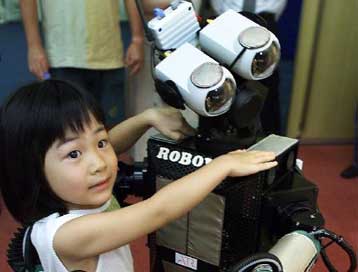 Επιστήμονας πιστεύει ότι έως το 2050 τα ρομπότ θα ξεπεράσουν τους ανθρώπους