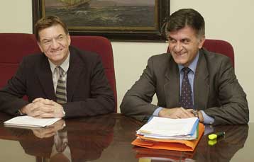 Αλλαγές σε όλες τις σχολικές βαθμίδες εξαγγέλλει ο Φίλιππος Πετσάλνικος