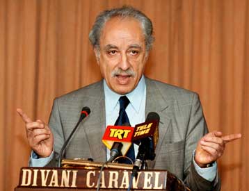 Χωρίς ουσιαστική αξία το δημοψήφισμα της Εκκλησίας, δηλώνει ο Τηλέμαχος Χυτήρης