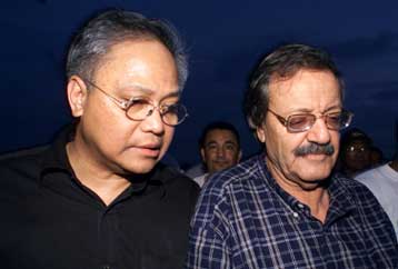 Αναβλήθηκε ακόμα μία φορά η απελευθέρωση των ομήρων στις Φιλιππίνες