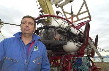 Στην ξένη βοήθεια προσβλέπουν πλέον οι Ρώσοι για τη διάσωση των 118 ναυτών του Kursk