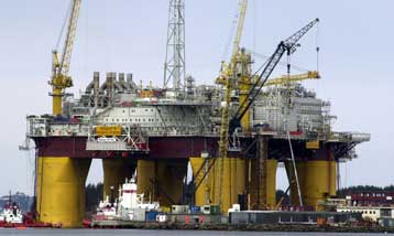 Συνεχίζεται η  ανοδική πορεία των τιμών του πετρελαίου