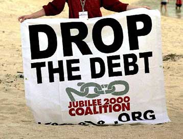 Συμπληρωματικό προϋπολογισμό εξετάζει η ιαπωνική κυβέρνηση μετά την αύξηση των επιτοκίων