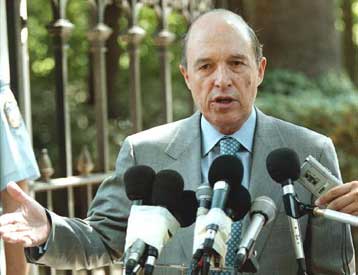 Αυξήσεις στους μισθούς έως και 4,6% το 2001