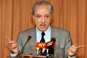 Καταρρακώνουν το κύρος της Εκκλησίας ορισμένοι ιεράρχες, δηλώνει ο Τ.Χυτήρης