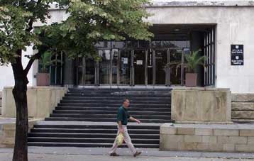 Δικαστική έρευνα για τους τέσσερις συλληφθέντες Ολλανδούς διέταξε το Βελιγράδι