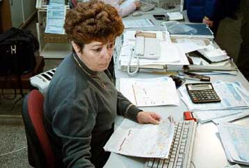 Με αυξημένα έσοδα ο τακτικός προϋπολογισμός το α εξάμηνο 2000