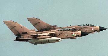 Μόνο το 40% των βομβών που έριξαν βρετανικά αεροσκάφη στο Κόσοβο βρήκαν το στόχο τους