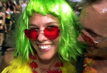 Rave και techno-pop στους δρόμους της Ζυρίχης