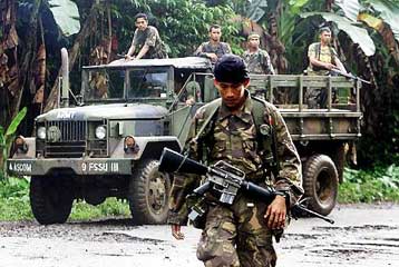 Eίκοσι νεκροί σε συγκρούσεις μεταξύ του στρατού των Φιλιππίνων και χριστιανικής οργάνωσης