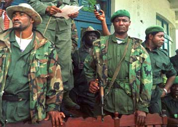 Νέες συγκρούσεις στο Κονγκό μεταξύ ανταρτών και κυβέρνησης με εκατοντάδες θύματα