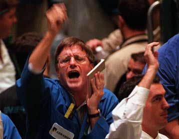 Νέα ανατίμηση στις τιμές των καυσίμων μετά την ανακοίνωση της μείωσης των αποθεμάτων στις ΗΠΑ