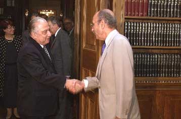 Eνταση στις σχέσεις Κακλαμάνη – Κυπριανού