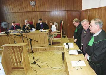 Παραποιημένα μπορεί να είναι τα στοιχεία εναντίον του Βαλέσα, αναφέρει πολωνικό δικαστήριο