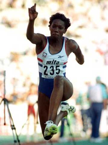 Τζάκσον, Μέρι, Χάνσεν χάνουν τα βρετανικά τράιαλς του στίβου