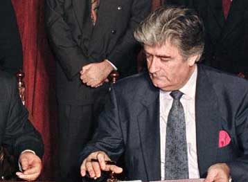 Πρόστιμο 745 εκατ. δολαρίων επέβαλε αμερικανικό δικαστήριο στον Κάρατζιτς