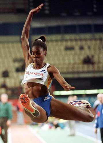 Εκτός Σίδνεϊ κινδυνεύει να μείνει η παγκόσμια πρωταθλήτρια του μήκους Νιούρκα Μοντάλβο