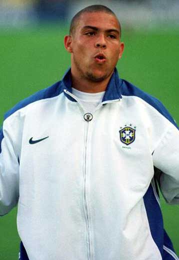 Χρηματοδοτεί θεατρικές παραστάσεις ο Ρονάλντο