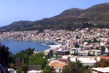 Συλλαλητήριο στη Σάμο για την αποκατάσταση των ζημιών από τις φωτιές