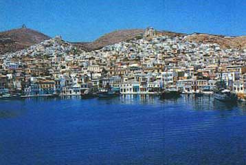 Εικαστικό ταξίδι με τους Σωτήρη Σόρογκα και Θεόδωρο Πανταλέοντα στη Σύρο