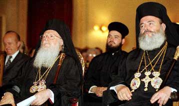 Καταγγελίες από το Φανάρι για τον Καισαριανής – Πρόκληση του μητροπολίτη Ελευθερουπόλεως