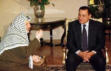 Συνομιλίες Αραφάτ – Μουμπάρακ στην Αίγυπτο