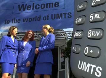 Ξεπέρασαν τα 3,3 τρισ. δρχ. οι προσφορές για τις άδειες κινητής τηλεφωνίας στη Γερμανία