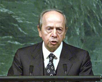 Στη Λιβύη ο Ιταλός ΥΠΕΞ Λαμπέρτο Ντίνι