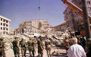 Πολιτιστικές εκδηλώσεις μνήμης για τα θύματα του σεισμού στην Τουρκία