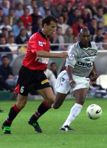 Ενδεκάδα ετοιμάζεται να δει ο Ανελκά για πρώτη φορά στο γαλλικό Πρωτάθλημα