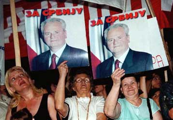 Κυρίαρχος του παιχνιδιού ο Μιλόσεβιτς