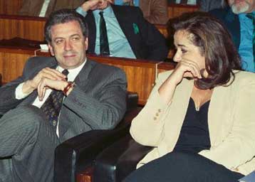 Στο χέρι της ΝΔ να μην επιτραπεί η ίδρυση νέων κομμάτων, κατά την Ντ.Μπακογιάννη