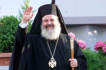 Υψώνει τους τόνους και τα λάβαρα της αντίστασης εκ νέου ο Χριστόδουλος