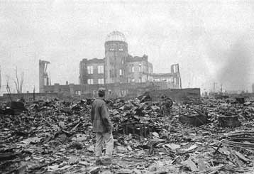 Η Ιαπωνία τιμά τα θύματα της Χιροσίμα 55 χρόνια μετά